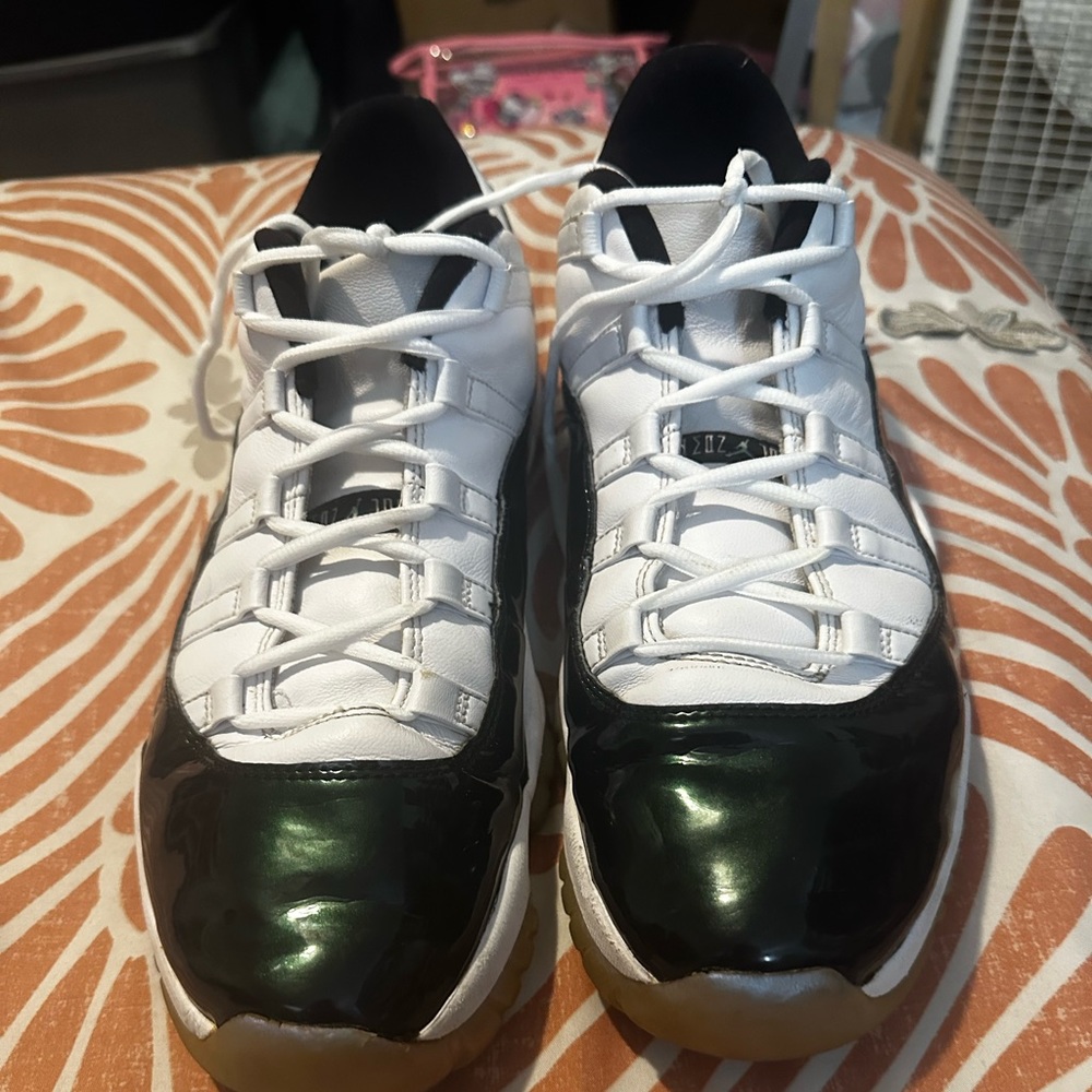 Jordan 11’s emerald